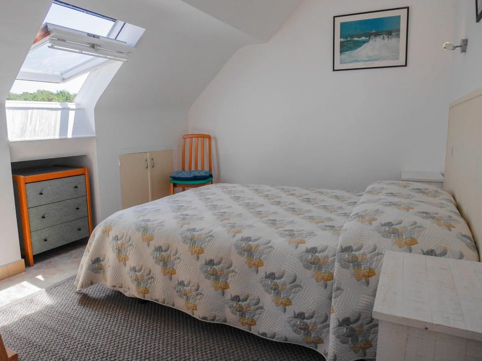 Appartement rénové au Palais, proche commerces et plage - FR-1-418-175 Apartment in Brittany