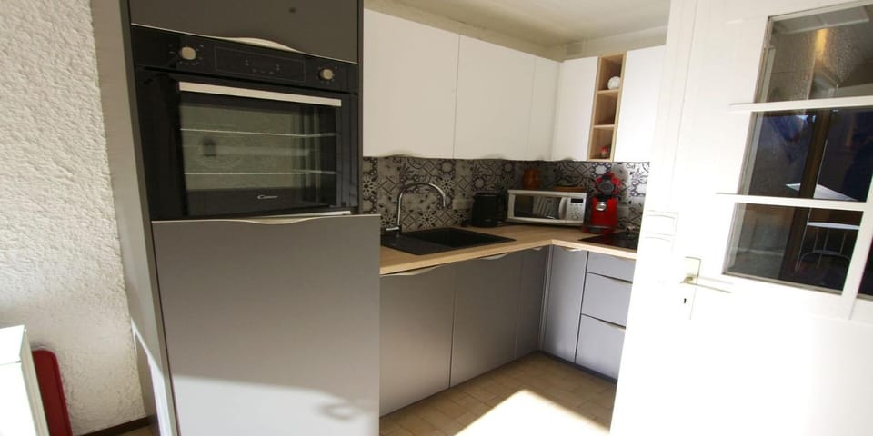 Résidence Le Dahut - Studio pour 4 Personnes MAE-9214 Apartment in Champagny-en-Vanoise