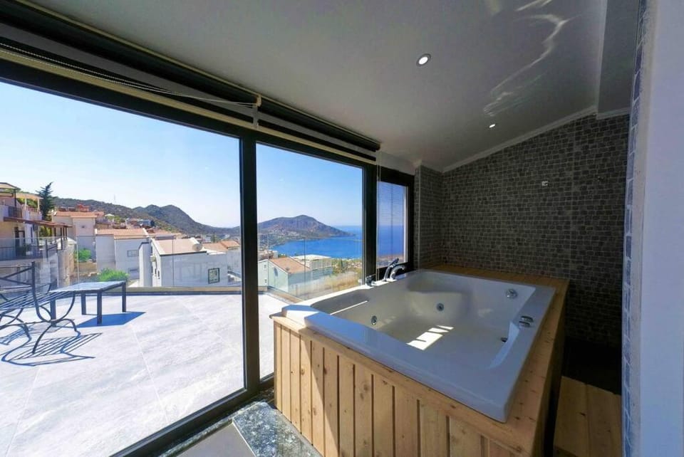 Centrally located Luxury Villa: Alesta Villa in Kalkan Belediyesi