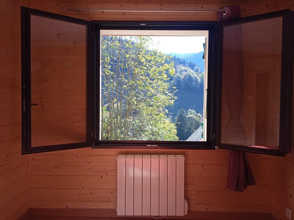 Le charmant somme - vue et terrasse privative Apartment in Auvergne-Rhône-Alpes