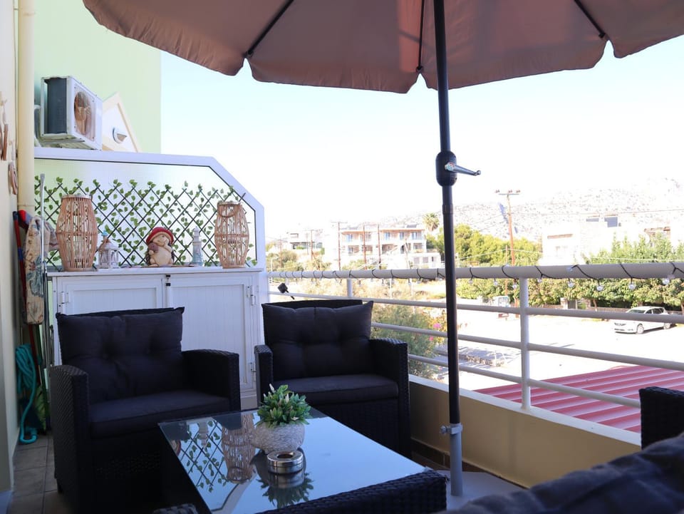 View (from property/room), Balcony/Terrace, Seating area