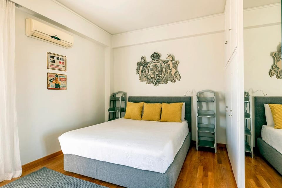 Boutique17 Luxury Apartment 2nd floor Apartment in South Athens