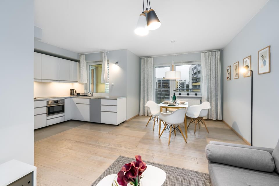 Kitchen or kitchenette, Living room, Seating area, Dining area