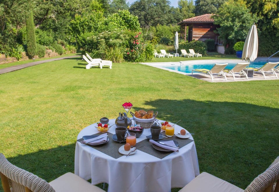 Patio, Garden, Balcony/Terrace, Food and drinks, Food, Garden view, Pool view, Drinks, Non alcoholic drinks