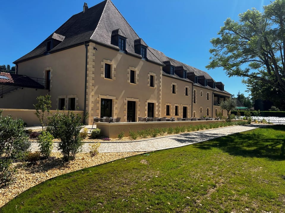 Property building, Garden