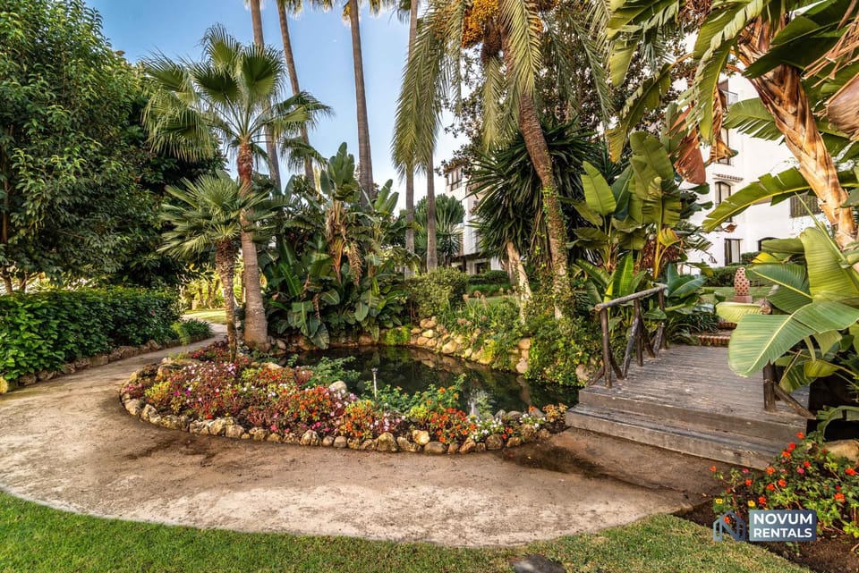 Property building, Patio, Garden