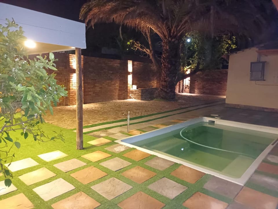 Ojong's Self Catering Accommodation Bellville Bed and Breakfast in Cape Town