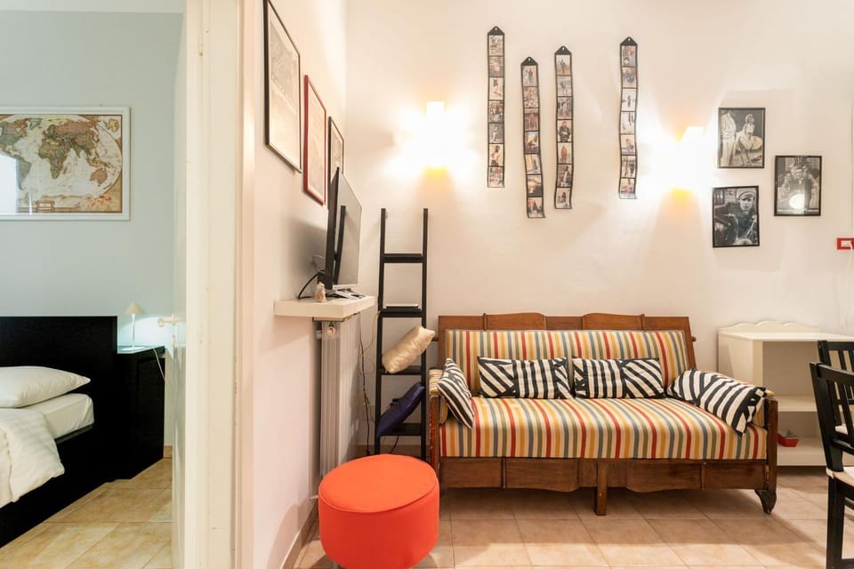 Living room, Bedroom