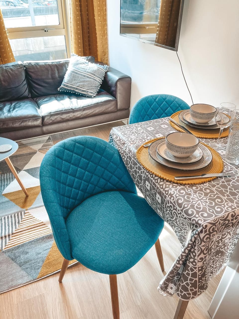 Living room, Dining area