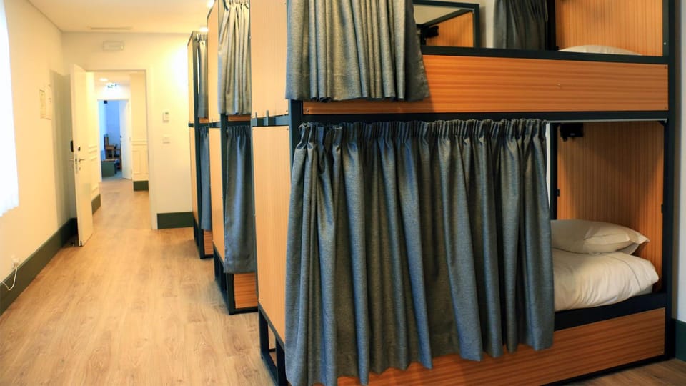 bunk bed