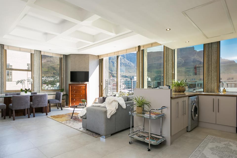 Living room, Seating area, Mountain view