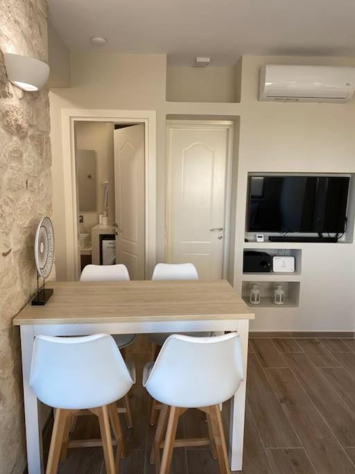 Makry-Gialos Luxury Seaview Apartment Apartment in Lasithi