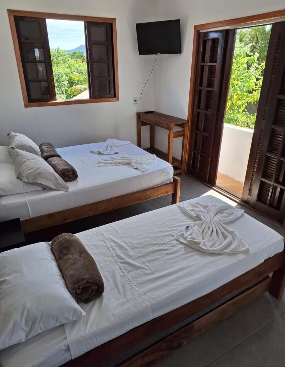 Bed, TV and multimedia, Balcony/Terrace, Bedroom, Garden view