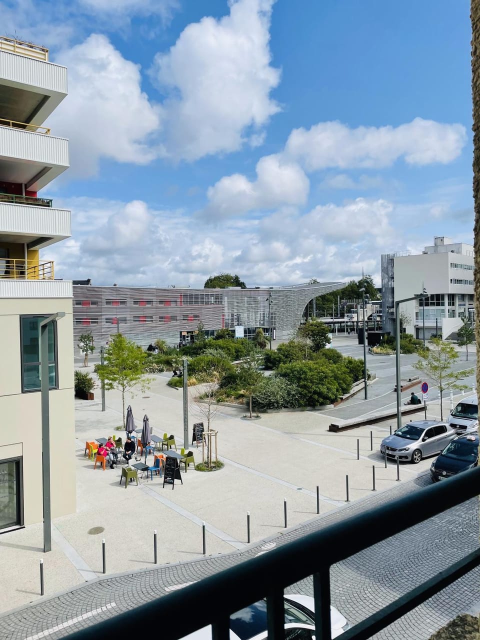 City view, Street view