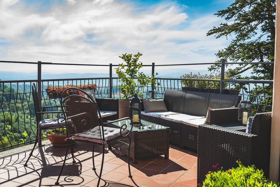 View (from property/room), Balcony/Terrace, Seating area, Mountain view