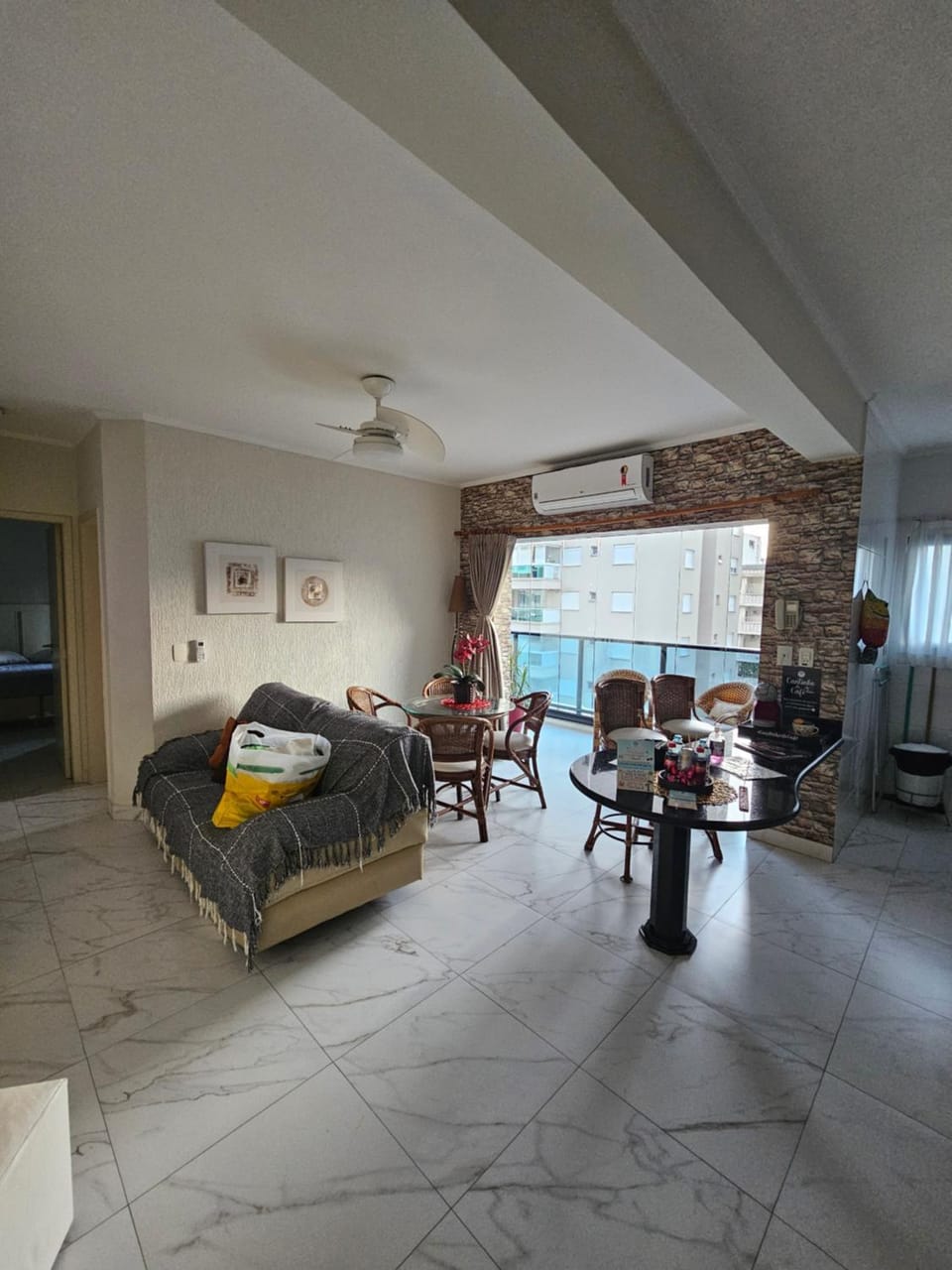 Capitania Varam Apartamento-Flat com Piscina e Vista Mar Guaruja Pitangueiras Apartment in State of São Paulo