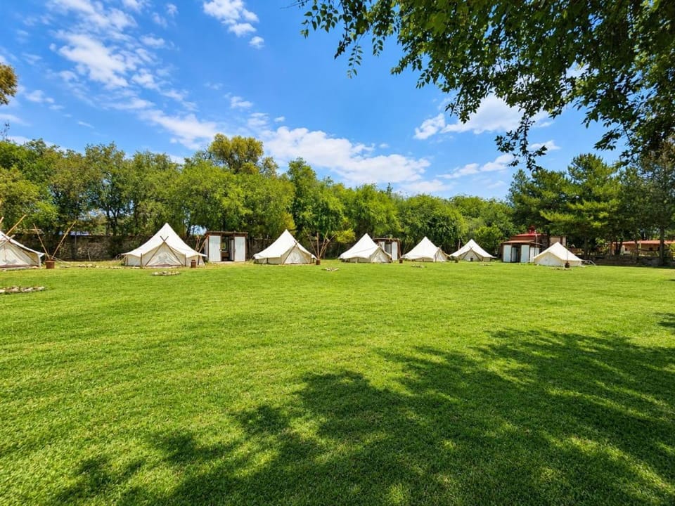 Nomada Glamping & Aguas Termales - San Miguel de Allende X NANTLI LIVING Luxury tent in State of Guanajuato