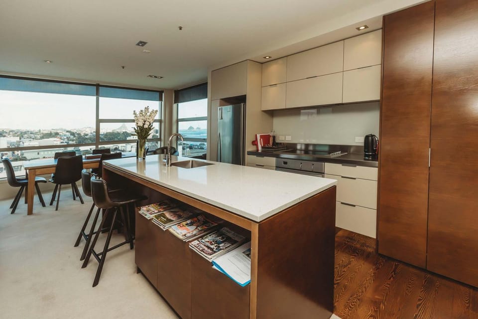 Liardett Penthouse - Inner city accommodation Apartment in New Plymouth