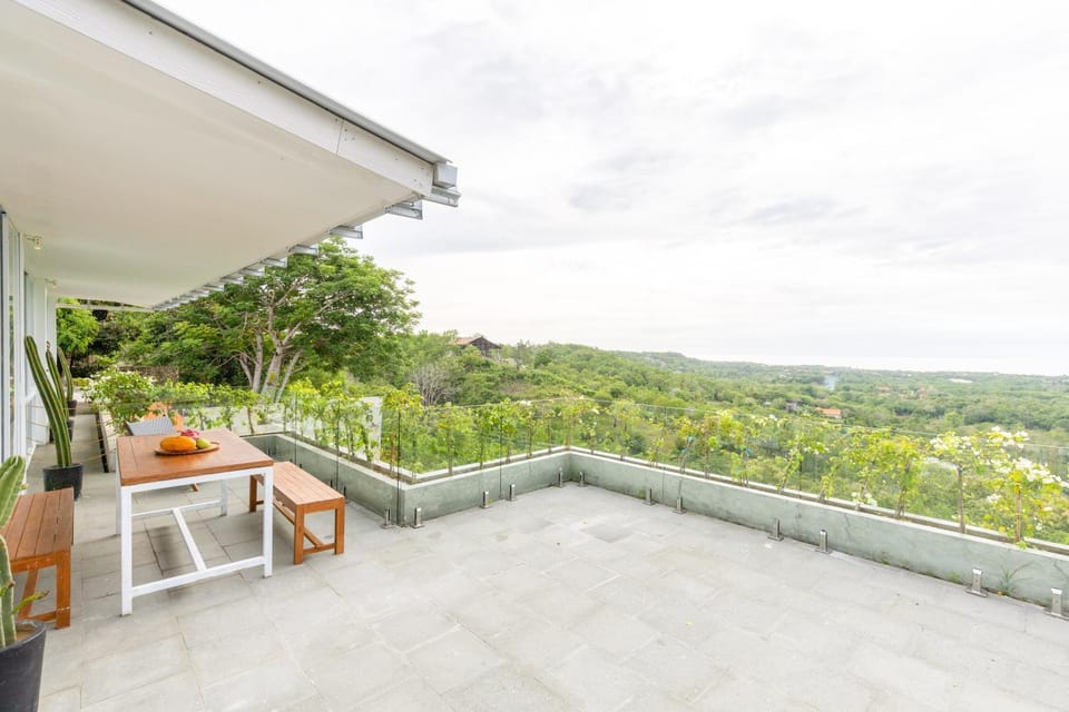 Property building, Patio, View (from property/room), Balcony/Terrace, Sea view
