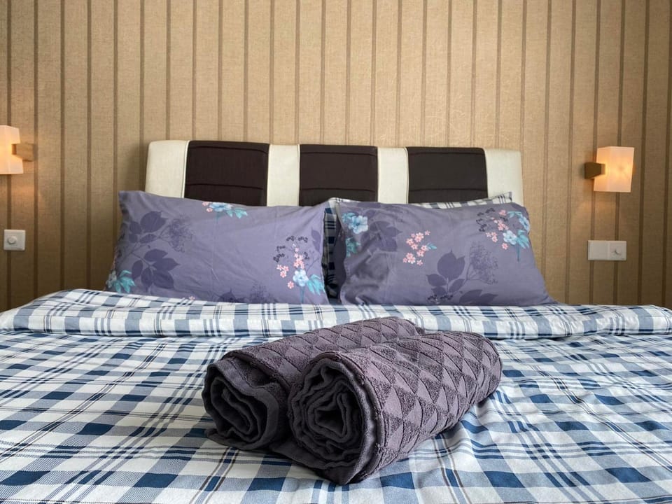 【NETFLIX】Suasana Suites,Nxt to CIQ【PoolGym&WIFI】 Apartment in Johor Bahru