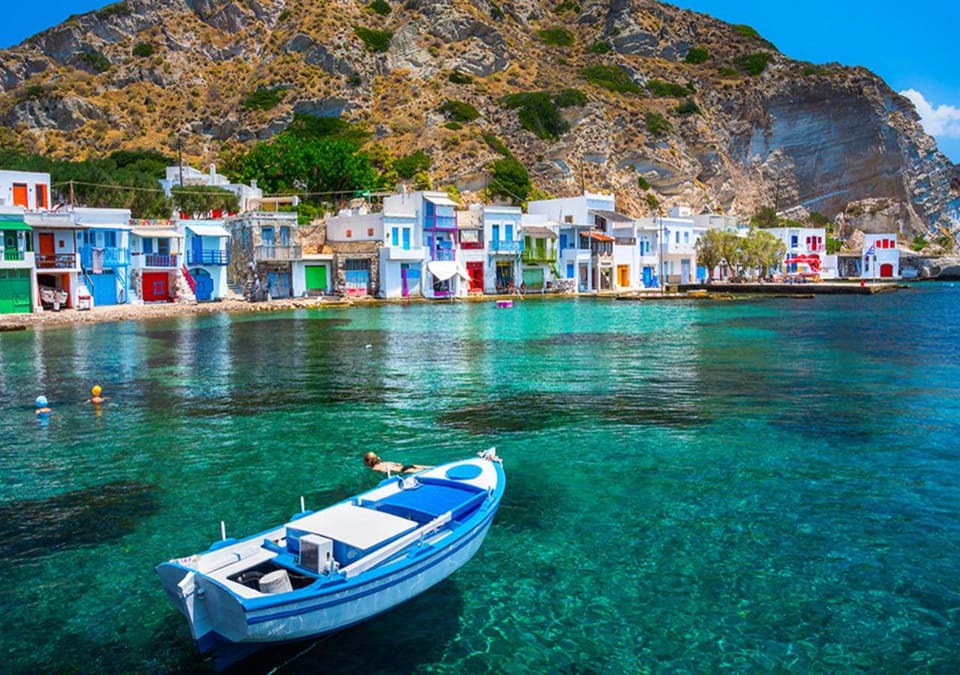 Neighbourhood, Beach