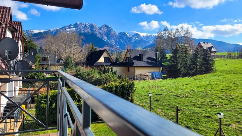 Natural landscape, Balcony/Terrace, Mountain view