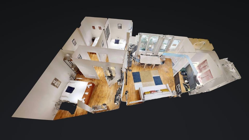 Bed, Floor plan, Dining area