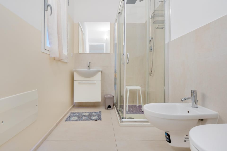 Bathroom, Living room