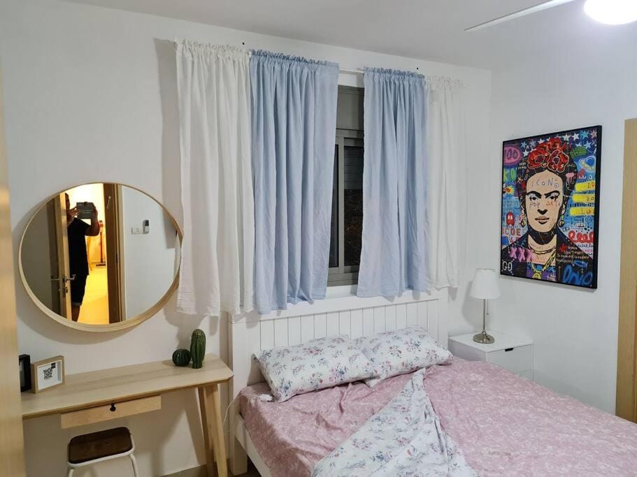 מרחק נגיעה בתקווה Apartment in Center District