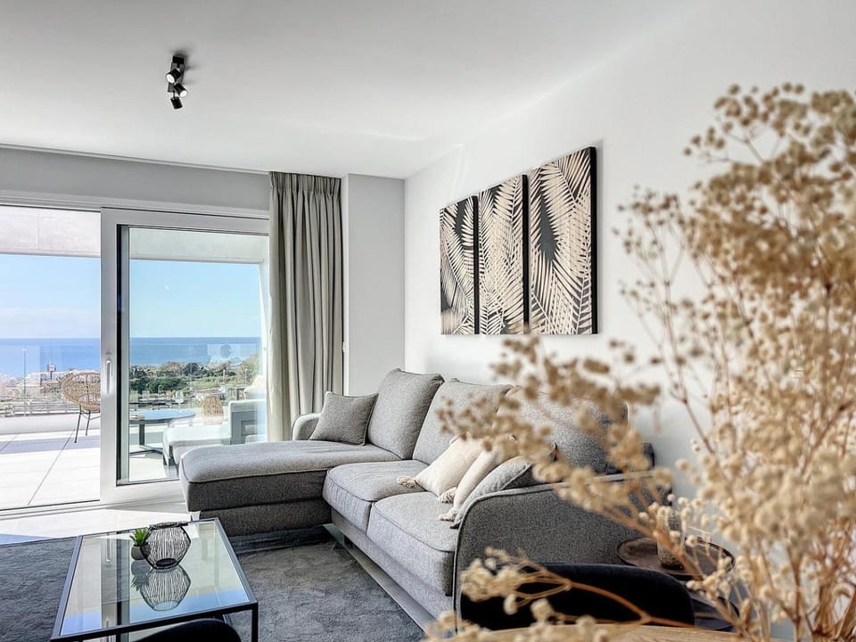 Via Celere 2333 Luxury Sea View Apartment Apartment in Costa del Sol