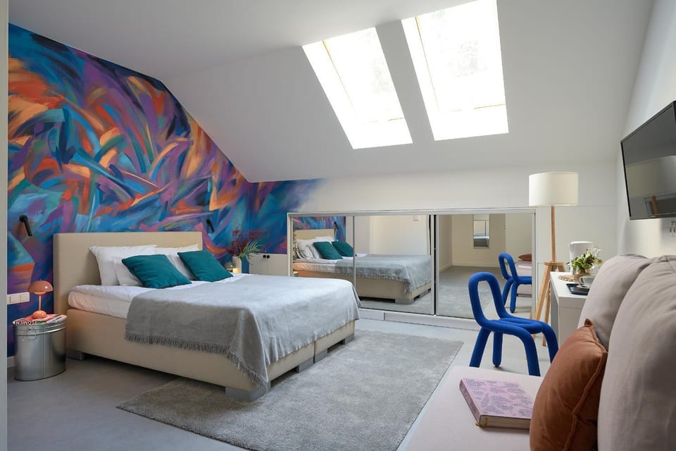 Photo of the whole room