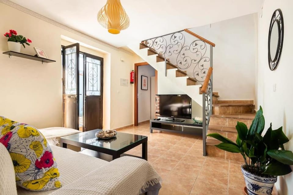 TV and multimedia, Living room, Photo of the whole room