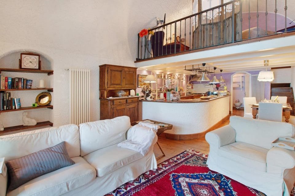 Property building, Living room