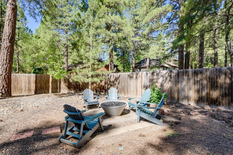 Stylish Flagstaff Hideaway w/ Hot Tub & Fire Pit! House in Flagstaff