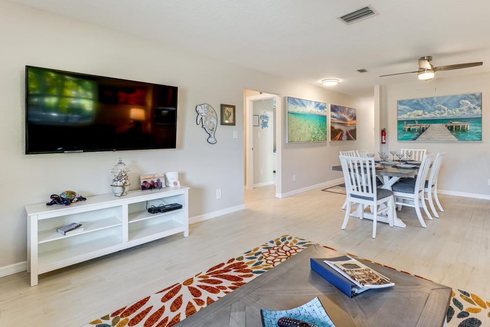 Indian Rocks Beach Home - 2 Blocks to Beach! House in Indian Rocks Beach
