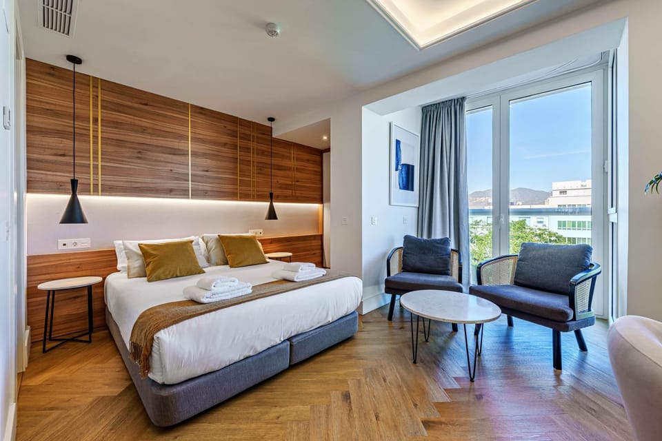 Bed, Bedroom, City view