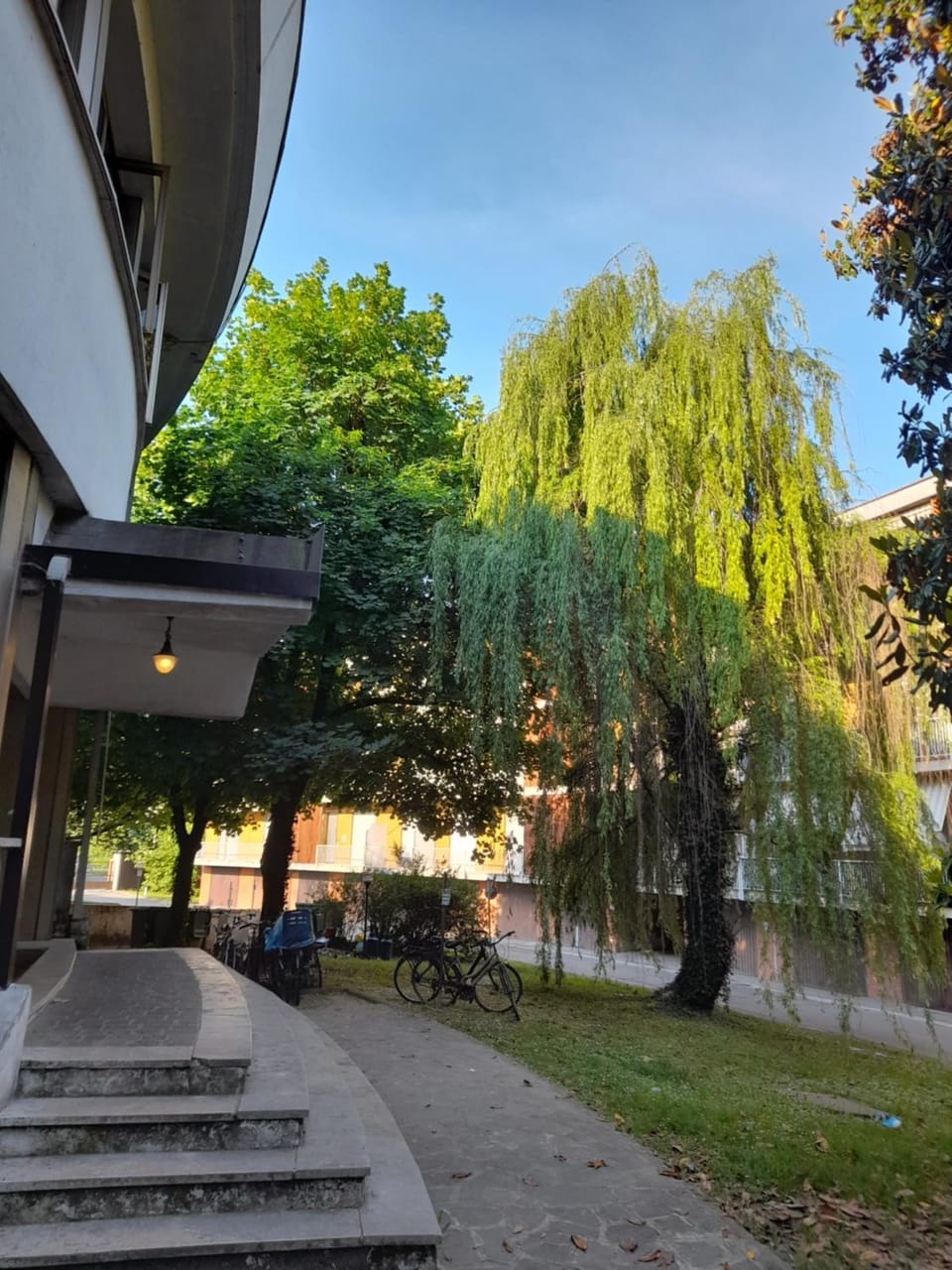 Facade/entrance, Garden, acessibility