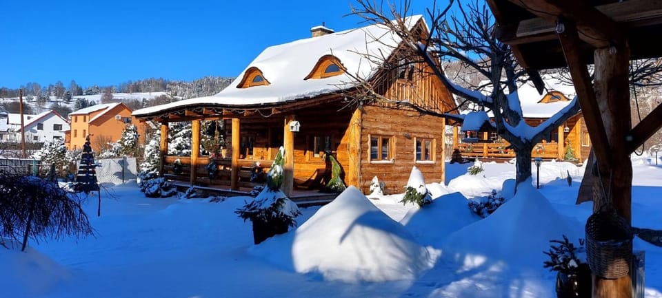 Tylickie Chałupy Chalet in Lesser Poland Voivodeship