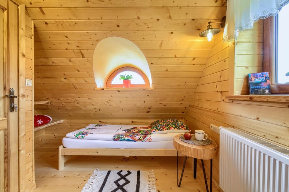 Bed, Photo of the whole room, Bedroom, internet