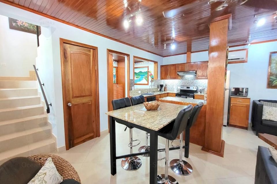 LA BUENA VIDA CONDO Apartment in Tamarindo