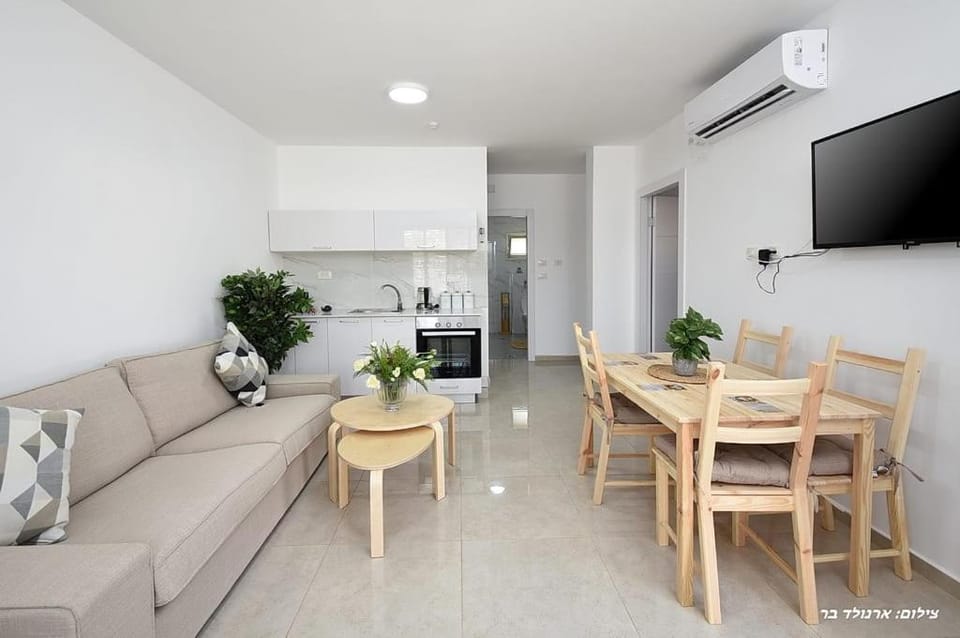 MeravSuite Apartment in North District