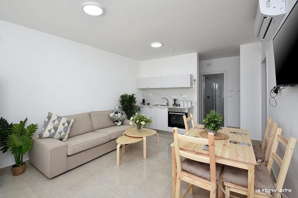 MeravSuite Apartment in North District