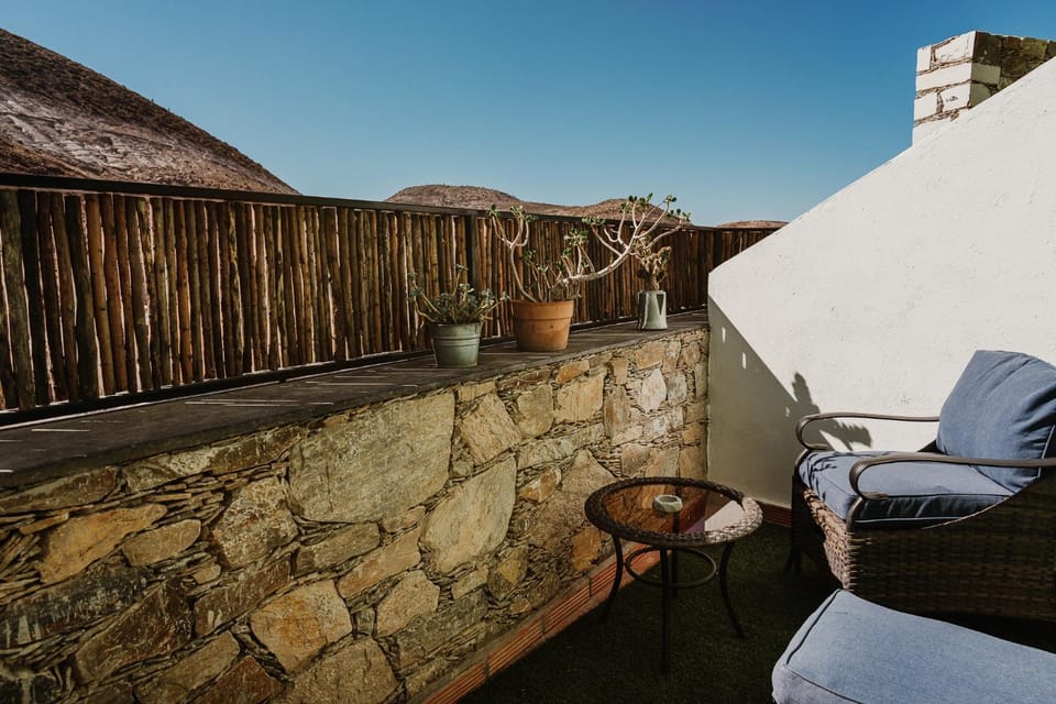 View (from property/room), Balcony/Terrace, Seating area