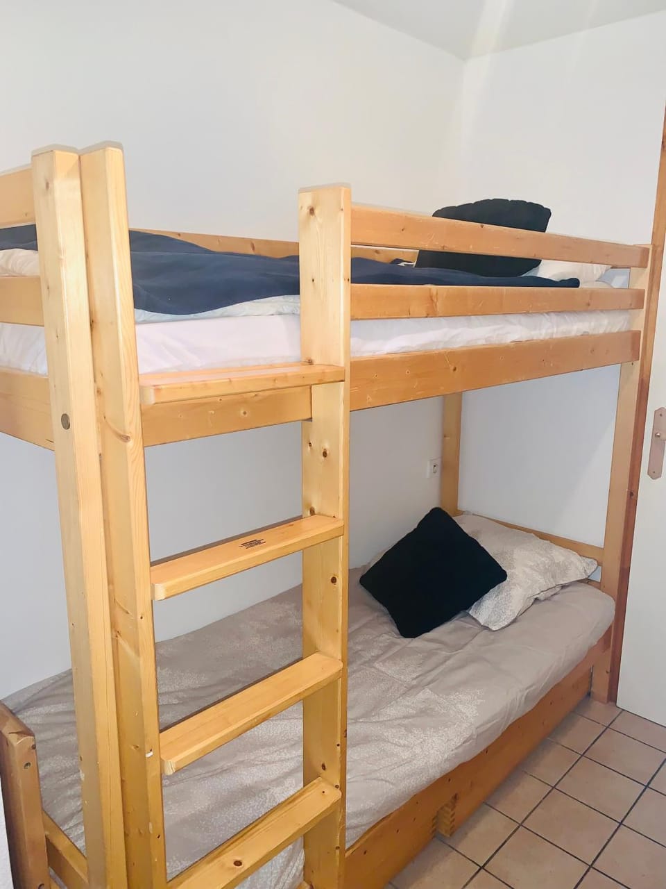 bunk bed