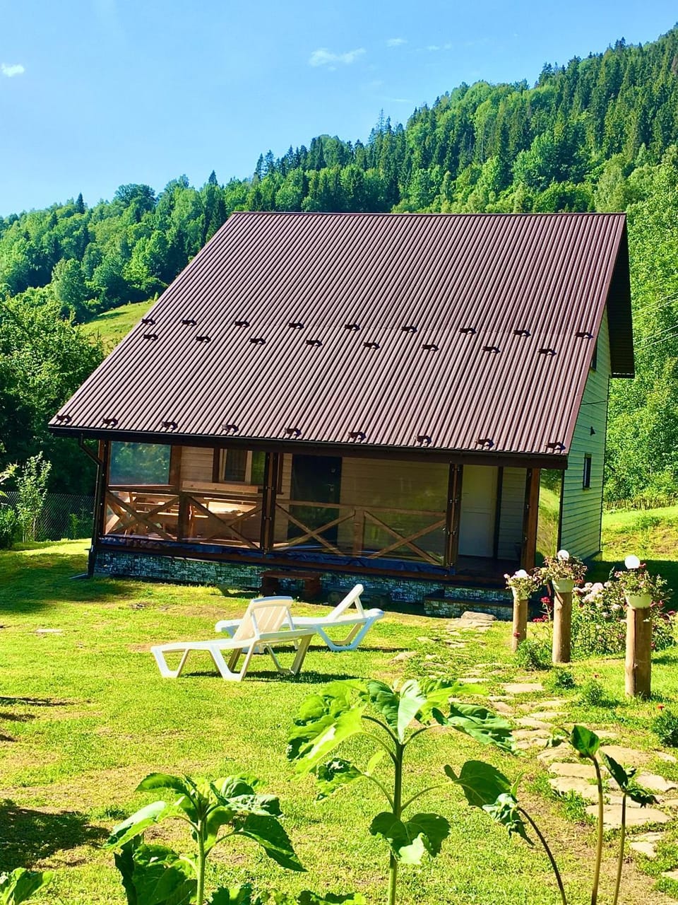 Медові Карпати Chalet in Lviv Oblast
