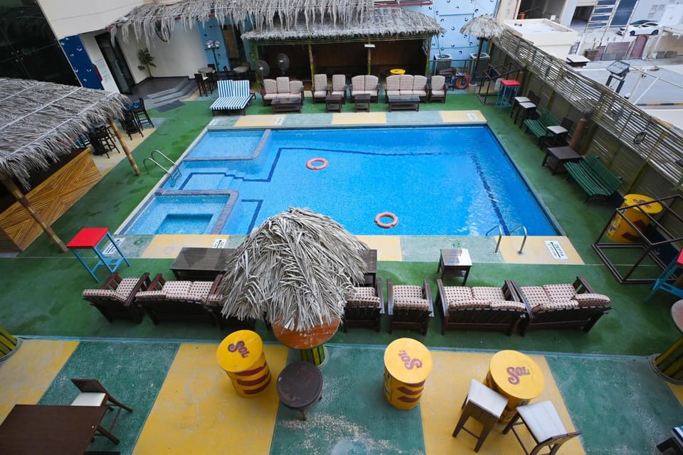 Swimming pool