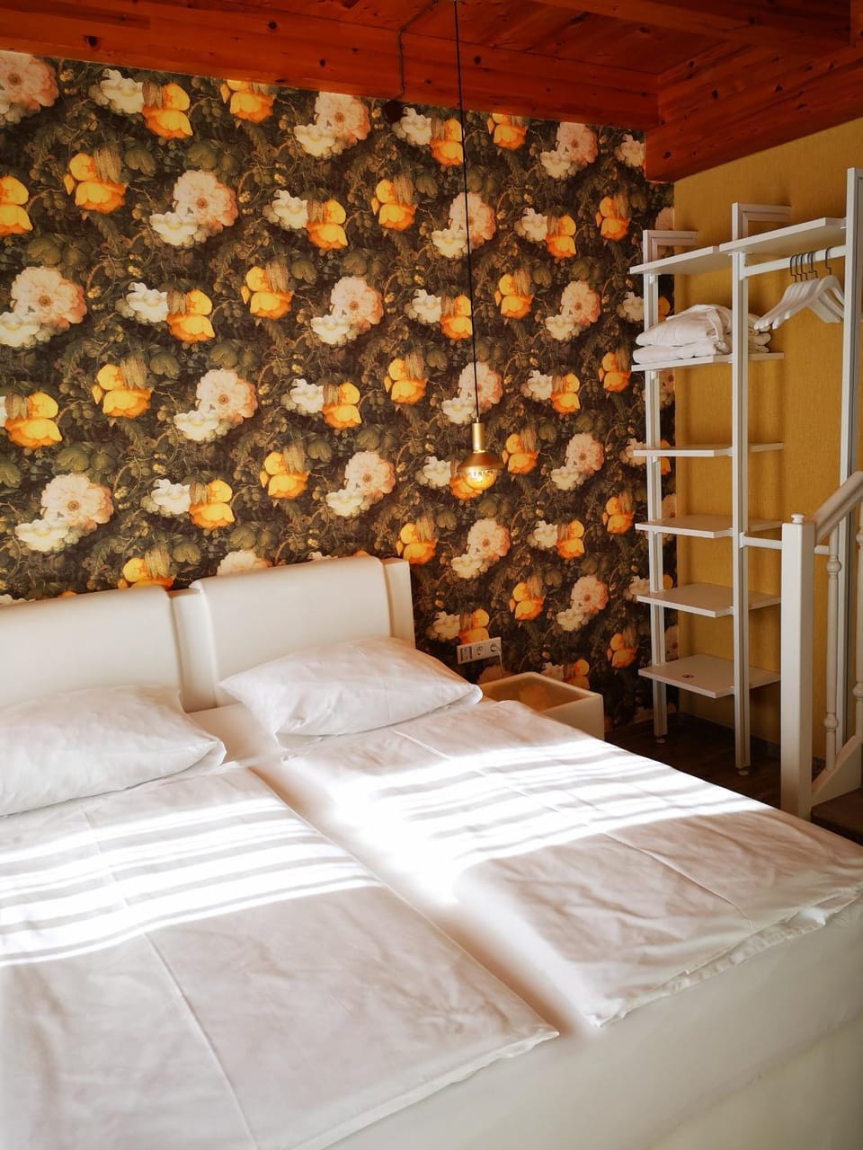 Bedroom, wardrobe