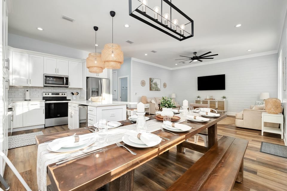 Living room, Dining area, kitchen