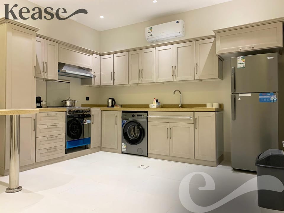 Kitchen or kitchenette, minibar, oven, pet friendly, stove, washing machine, dryer