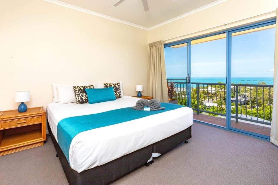 STAR VIEW 9, POOL, WIFI, SLEEP 4, BEST VIEWS IN AIRLIE Apartment in Airlie Beach